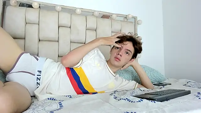 daniel hot03 online show from 10/13/25, 01:34