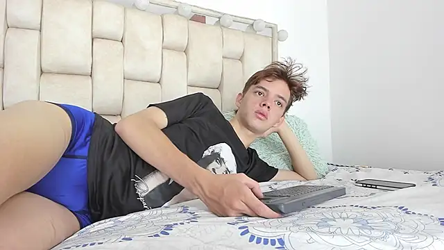 daniel hot03 online show from 09/13/25, 01:44