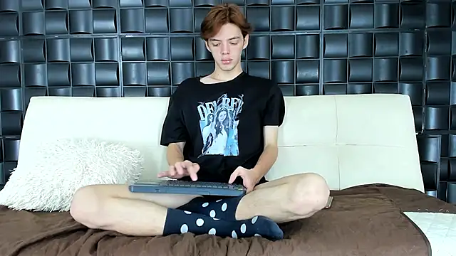 daniel hot03 online show from 03/16/25, 01:17