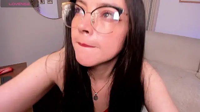 Snapshot of ana_ev chatting on 02/12/26, 07:08 ana ev online show from 02/12/26, 07:08