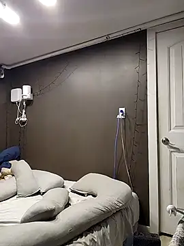 xxTheQuietGuyxx online show from 10/04/25, 02:46