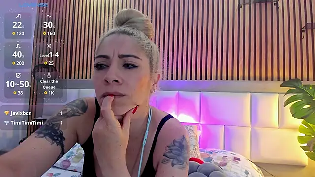 Viktoria Davis online show from 01/08/25, 12:38