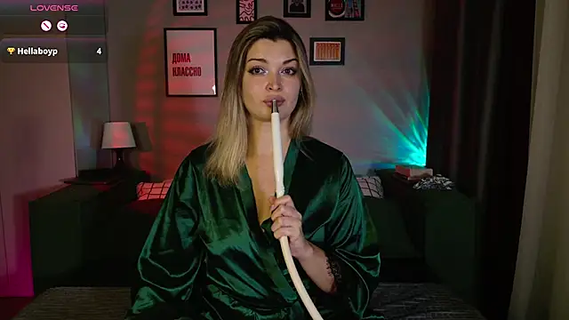 LancasterLady online show from 10/18/25, 02:52