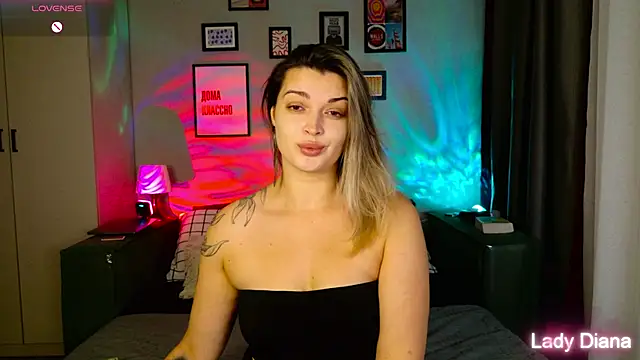 Snapshot of LancasterLady chatting on 11/14/25, 01:37 LancasterLady online show from 11/14/25, 01:37