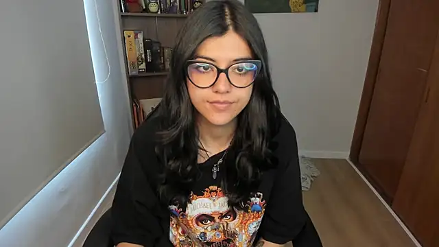 valerie  skyy online show from 12/19/25, 03:47