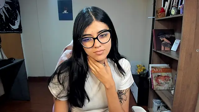 valerie  skyy online show from 02/26/25, 02:52