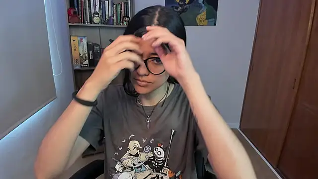 valerie  skyy online show from 12/03/25, 11:31