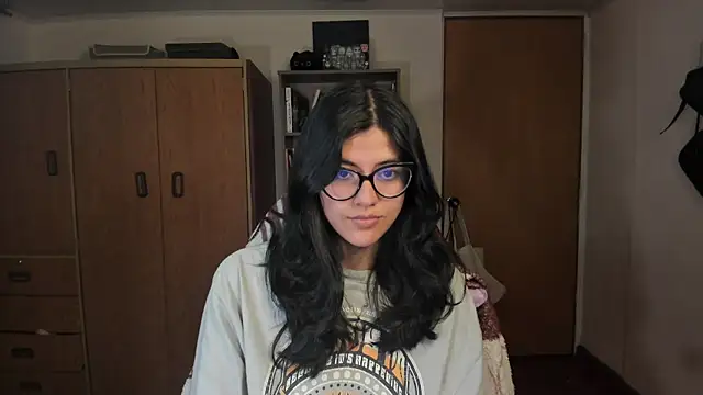 valerie  skyy online show from 01/07/25, 03:35