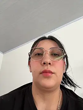 Snapshot of my-kitty chatting on 06/16/26, 09:15 my-kitty online show from 06/16/26, 09:15