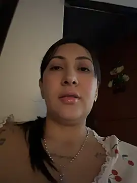 Snapshot of my-kitty chatting on 07/05/26, 04:19 my-kitty online show from 07/05/26, 04:19