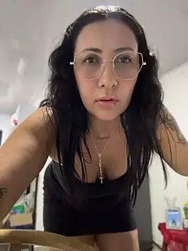 my-kitty online show from 05/10/26, 02:04