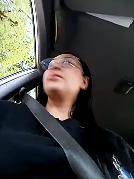 Snapshot of my-kitty chatting on 11/06/25, 10:25 my-kitty online show from 11/06/25, 10:25