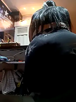 Snapshot of my-kitty chatting on 02/26/25, 03:03 my-kitty online show from 02/26/25, 03:03