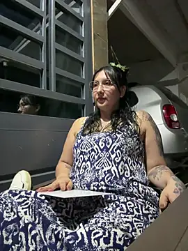 my-kitty online show from 04/15/26, 12:16