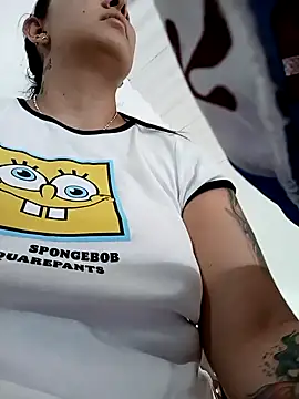 Snapshot of my-kitty chatting on 11/16/25, 03:50 my-kitty online show from 11/16/25, 03:50