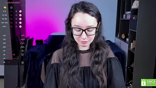 Snapshot of Agatta_Smith chatting on 12/16/25, 06:28 Agatta Smith online show from 12/16/25, 06:28