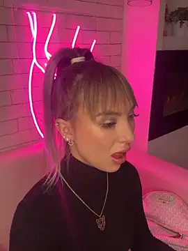 MiaMinx online show from 01/13/25, 05:01