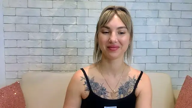 MiaMinx online show from 01/31/25, 04:47