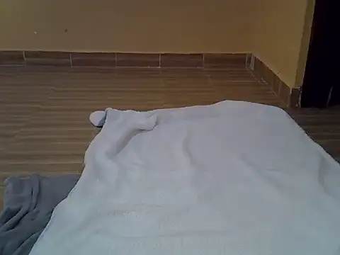 Tanaissa2 online show from 12/02/25, 10:50