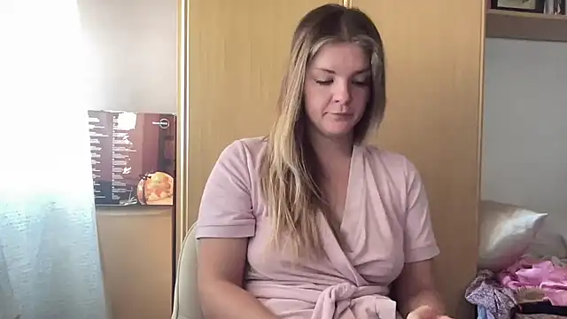 missykat online show from 06/17/26, 10:58