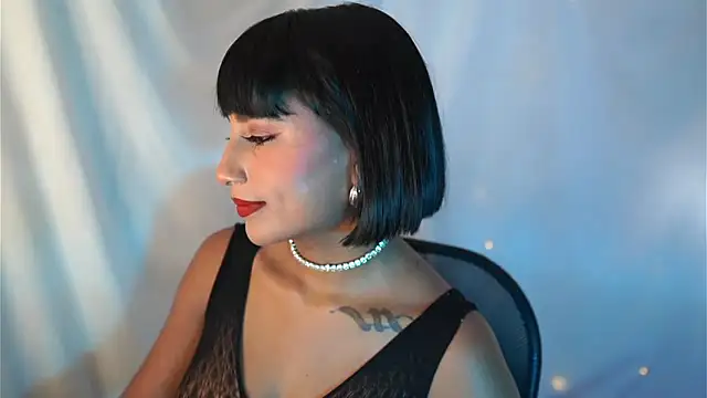 Snapshot of JulietaWinona chatting on 10/26/25, 09:26 JulietaWinona online show from 10/26/25, 09:26