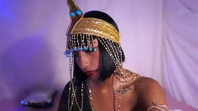 Snapshot of JulietaWinona chatting on 10/31/25, 11:11 JulietaWinona online show from 10/31/25, 11:11