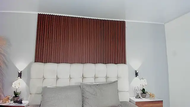 Snapshot of sofi_potter_ chatting on 01/31/26, 08:18 sofi potter online show from 01/31/26, 08:18