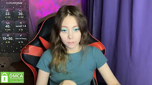 Snapshot of Natural_babe666 chatting on 09/17/25, 09:39 Natural babe666 online show from 09/17/25, 09:39