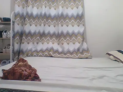 Snapshot of sexy__candyy chatting on 12/15/25, 05:08 sexy candyy online show from 12/15/25, 05:08