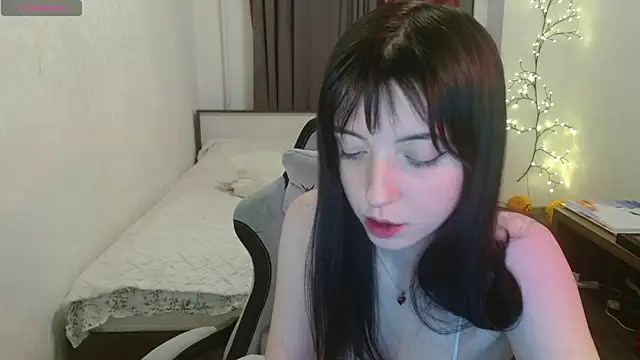 BlackyKitt online show from 11/09/25, 04:33