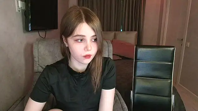 Snapshot of BlackyKitt chatting on 02/14/25, 04:09 BlackyKitt online show from 02/14/25, 04:09