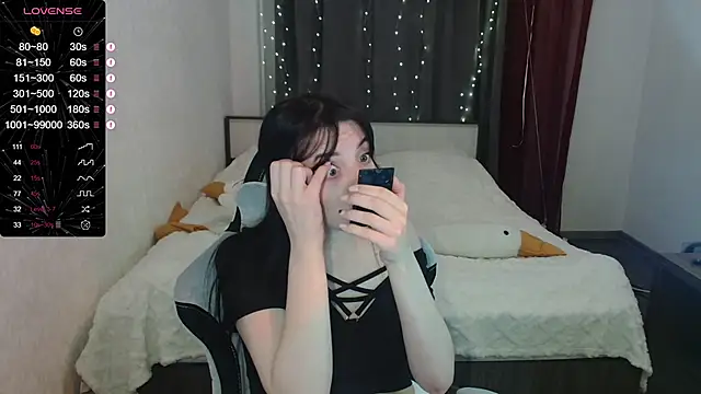 Snapshot of BlackyKitt chatting on 12/07/24, 04:42 BlackyKitt online show from 12/07/24, 04:42