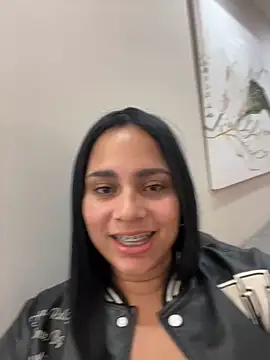 Snapshot of pamela_anderson_ chatting on 12/31/24, 11:31 pamela anderson online show from 12/31/24, 11:31