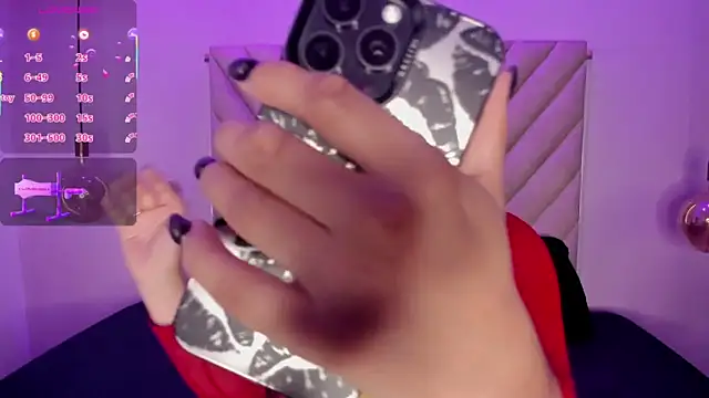 EmmaSwift  online show from 11/15/25, 01:31