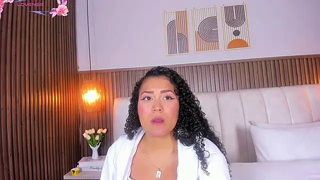 Snapshot of Ashleyy23x chatting on 06/13/26, 07:34 Ashleyy23x online show from 06/13/26, 07:34