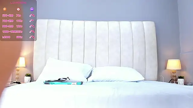 Ashleyy23x online show from 11/24/25, 07:47