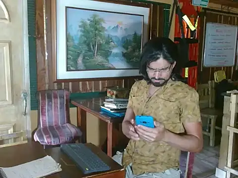 Snapshot of Dr_Pocholate84 chatting on 05/18/26, 08:13 Dr Pocholate84 online show from 05/18/26, 08:13
