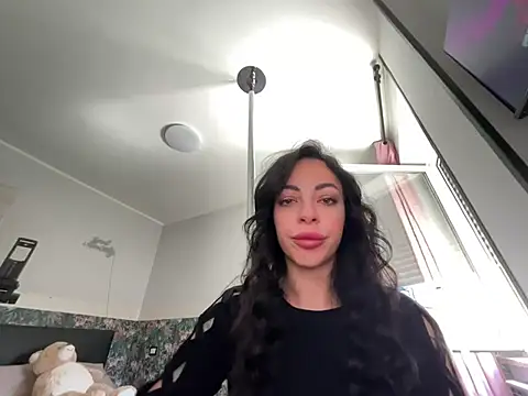 Snapshot of Chloe_Ricci chatting on 04/08/26, 10:39 Chloe Ricci online show from 04/08/26, 10:39