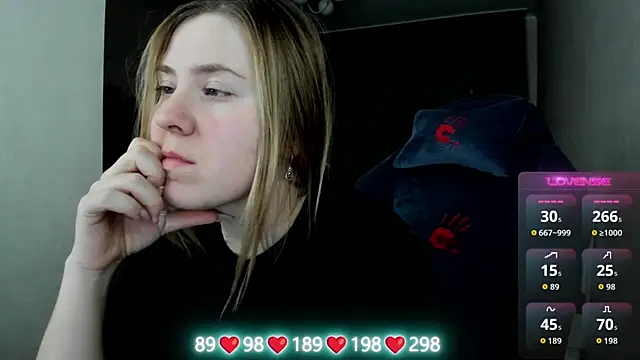 Olivia Munk online show from 01/17/26, 04:16