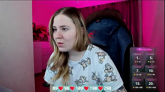 Snapshot of Olivia_Munk chatting on 11/30/25, 03:51 Olivia Munk online show from 11/30/25, 03:51