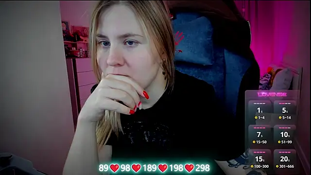 Snapshot of Olivia_Munk chatting on 11/07/25, 03:55 Olivia Munk online show from 11/07/25, 03:55