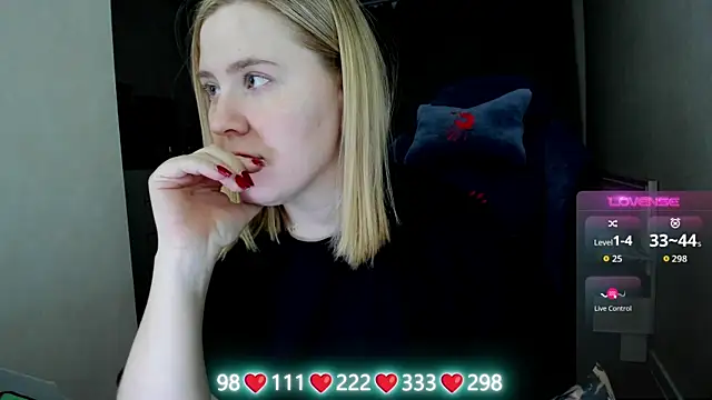 Olivia Munk online show from 04/09/26, 03:52