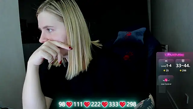 Olivia Munk online show from 04/09/26, 06:19