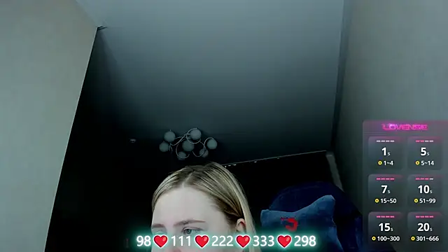 Olivia Munk online show from 04/11/26, 07:45