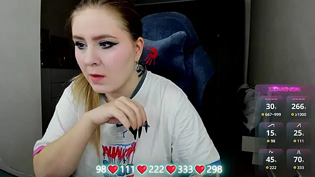 Olivia Munk online show from 02/19/26, 04:42