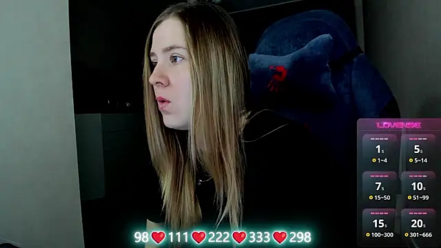 Olivia Munk online show from 03/18/26, 03:53