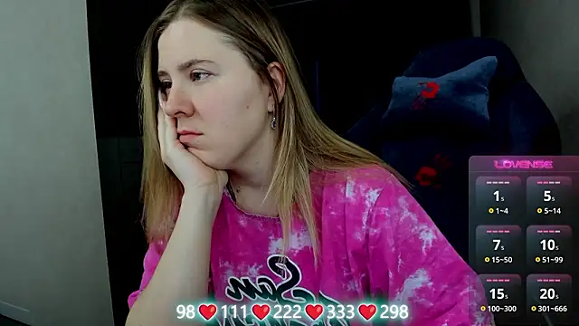 Olivia Munk online show from 03/13/26, 03:55