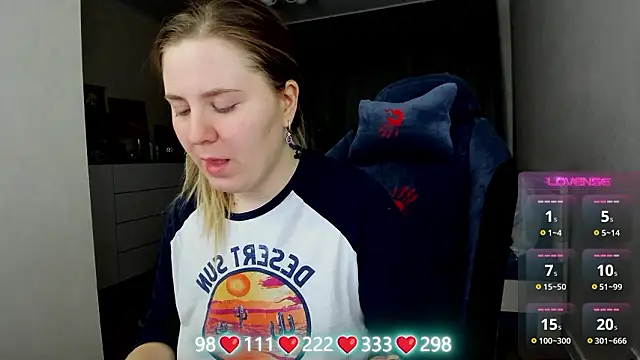 Olivia Munk online show from 03/12/26, 03:56