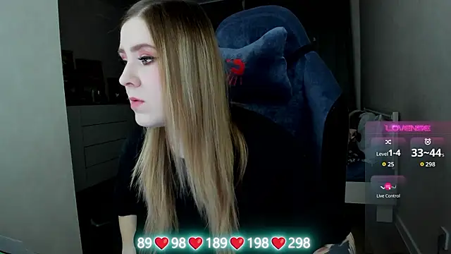 Olivia Munk online show from 02/10/26, 04:44