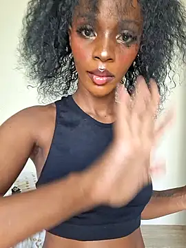 Kamdollie online show from 11/30/25, 08:48